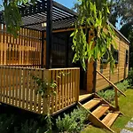 מלון Bitez Tiny House &