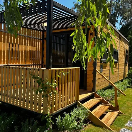 Hotel Bitez Tiny House &